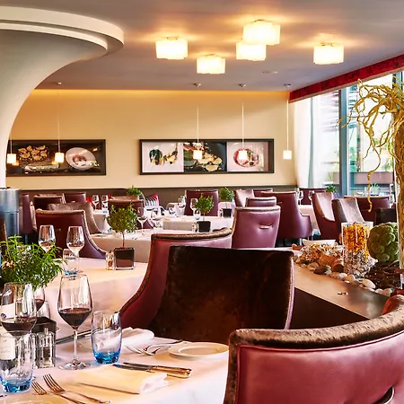 Fairmont Grand 5*