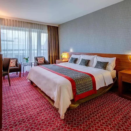 Hotell Fairmont Grand 5*